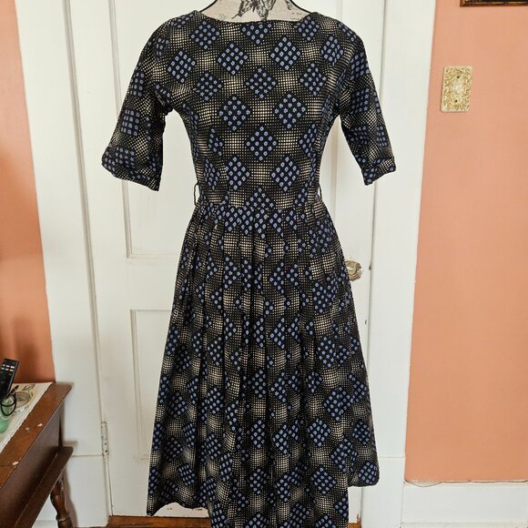 ASOS Retro Shirtwaist Abstract Dress S-2 - Picture 2 of 7